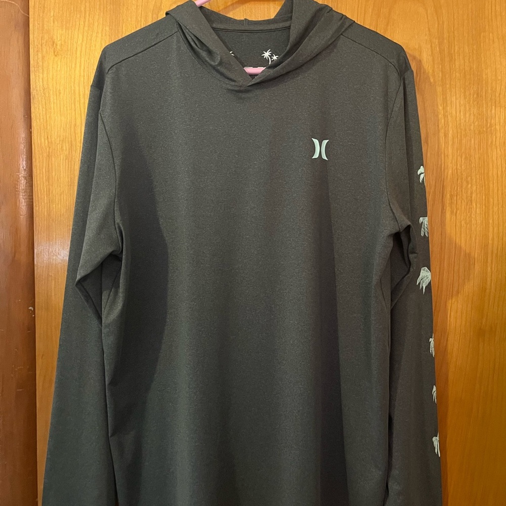 Hurley unisex Dark Gray UV/UPF 50+ swim shirt with Logo